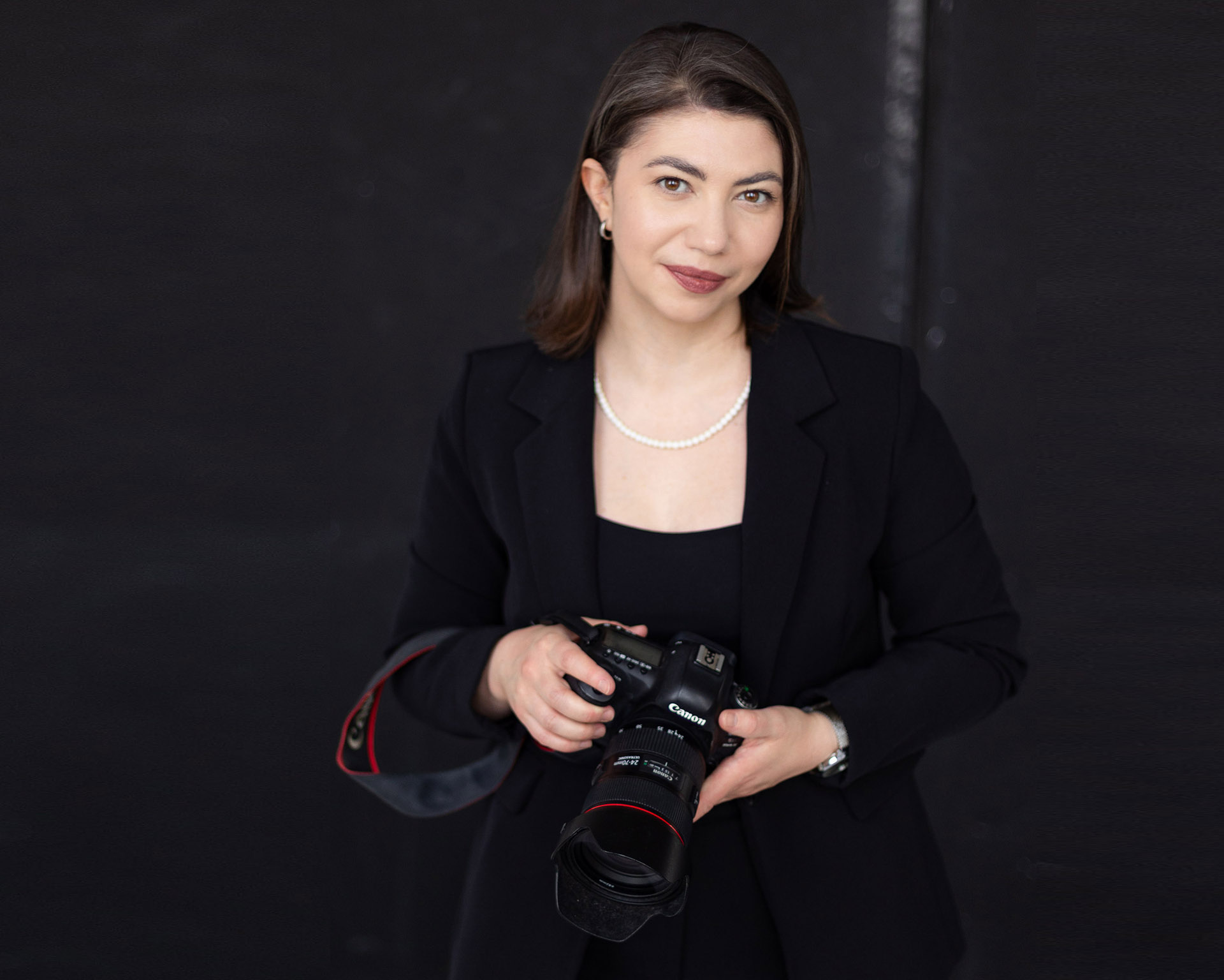 Volha Shukaila, professional event and portrait photographer in Warsaw